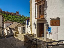 Apartamentos Turísticos Alhambra
