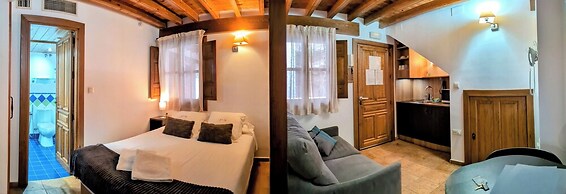Apartamentos Turísticos Alhambra