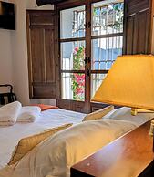 Apartamentos Turísticos Alhambra
