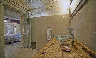 Anatolian Houses Cave Hotel & SPA