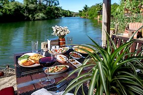 Wineport Lodge Agva