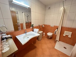 Hotel Loka