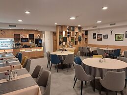Hotel Loka