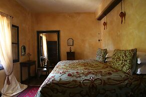 Spirit Of The Knights Boutique