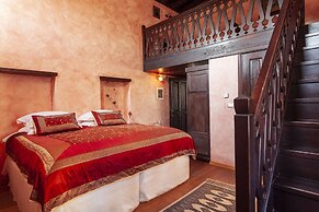 Spirit Of The Knights Boutique