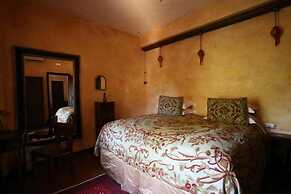 Spirit Of The Knights Boutique