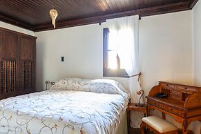 Spirit Of The Knights Boutique