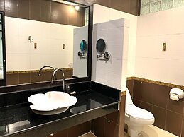 Sand Sea Beach Resort
