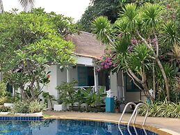 Sand Sea Beach Resort