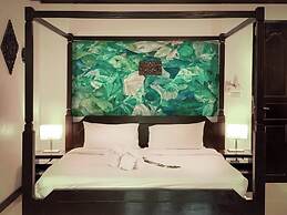 Sand Sea Beach Resort