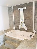 Sand Sea Beach Resort