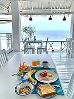 Sand Sea Beach Resort