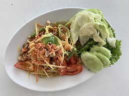 Sand Sea Beach Resort