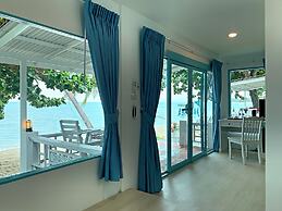 Sand Sea Beach Resort