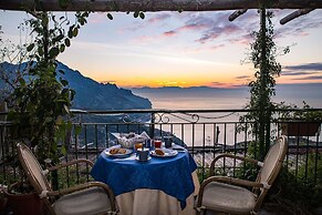 Ravello Rooms