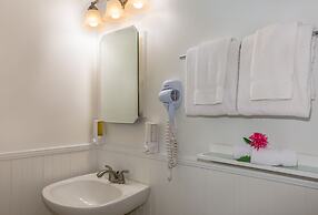 The Southernmost Inn - Adults Only