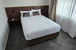 JetPark Hotel Hamilton Airport
