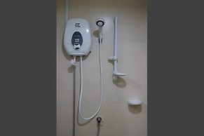 YYK 1Borneo Condominium