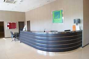 YYK 1Borneo Condominium