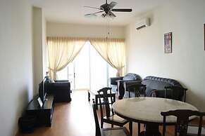 YYK 1Borneo Condominium