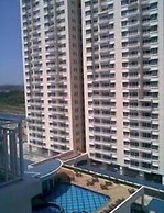 YYK 1Borneo Condominium