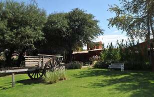 La Casa De La Bodega - Wine Boutique Hotel