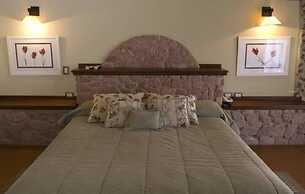 La Casa De La Bodega - Wine Boutique Hotel