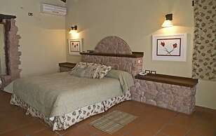 La Casa De La Bodega - Wine Boutique Hotel