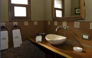 La Casa De La Bodega - Wine Boutique Hotel