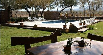 La Casa De La Bodega - Wine Boutique Hotel