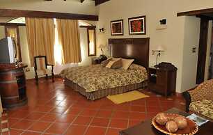 La Casa De La Bodega - Wine Boutique Hotel