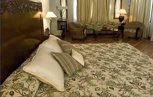 La Casa De La Bodega - Wine Boutique Hotel