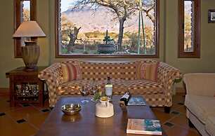 La Casa De La Bodega - Wine Boutique Hotel