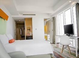 HARRIS Suites fX Sudirman