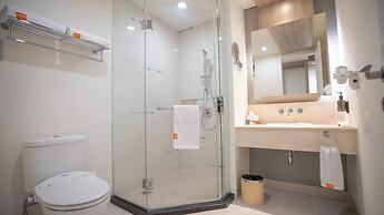 HARRIS Suites fX Sudirman