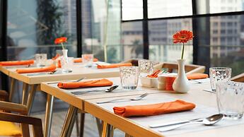 HARRIS Suites FX Sudirman Jakarta