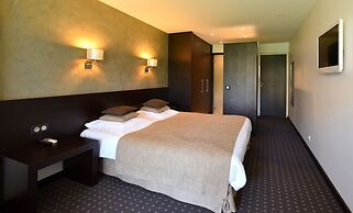 Hotel Carcarille - Restaurant le C