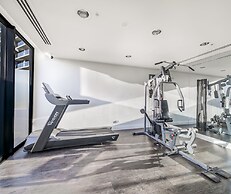 Oaks Redcliffe Mon Komo Suites