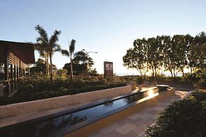 Oaks Redcliffe Mon Komo Suites