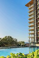 Oaks Redcliffe Mon Komo Suites