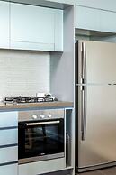 Oaks Redcliffe Mon Komo Suites