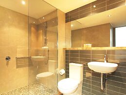 Oaks Redcliffe Mon Komo Suites