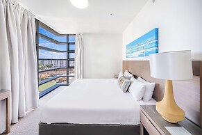 Oaks Redcliffe Mon Komo Suites