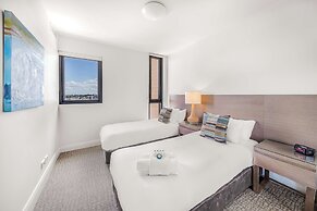 Oaks Redcliffe Mon Komo Suites