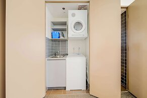 Oaks Redcliffe Mon Komo Suites