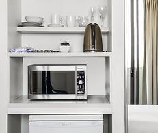 Oaks Redcliffe Mon Komo Suites