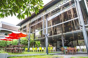 Lantana Pattaya Hotel & Resort