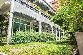 Lantana Pattaya Hotel & Resort