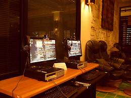 Lantana Pattaya Hotel & Resort