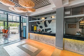 Lantana Pattaya Hotel & Resort